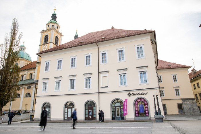 Sanolabor Ljubljana - Pogačarjev trg
